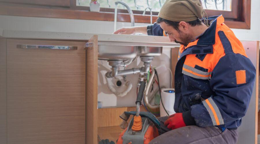 leaky faucet repair in Quincy, MA